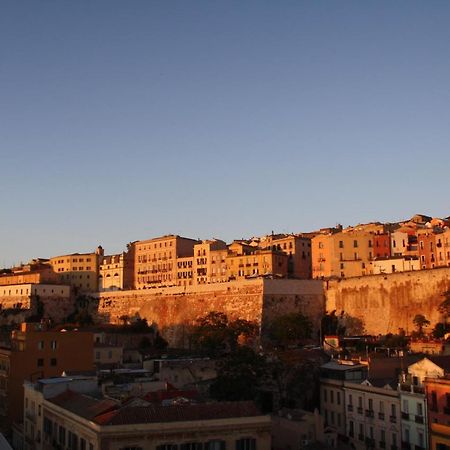 Vista Suites - Piazza Yenne Cagliari Kültér fotó