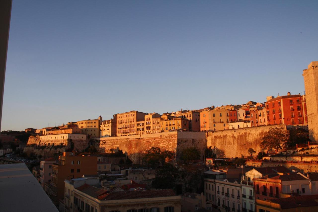 Vista Suites - Piazza Yenne Cagliari Kültér fotó